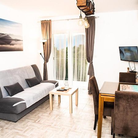 Apartment Sea&Sky Tivat Buitenkant foto