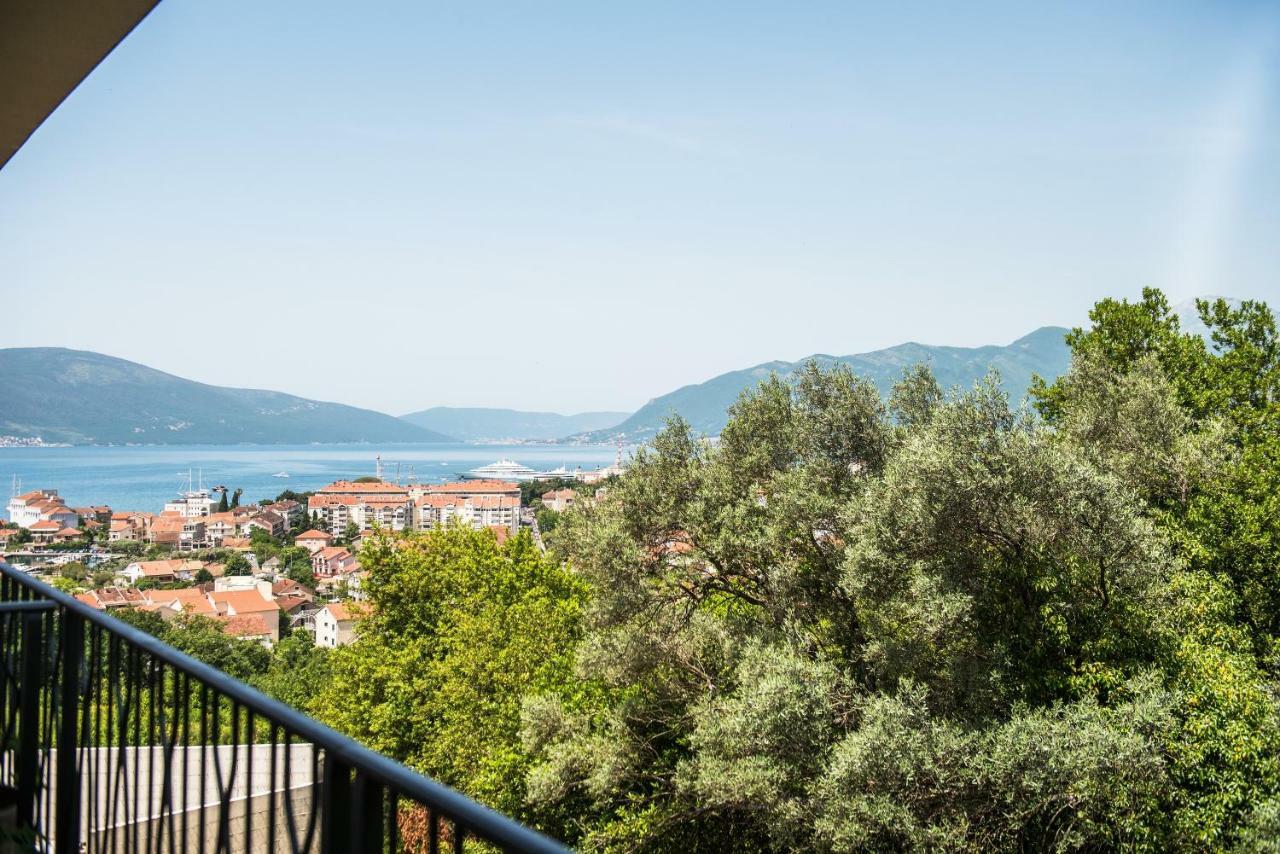 Apartment Sea&Sky Tivat Buitenkant foto
